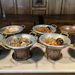 Makan Masakan Prasmanan di Kampung Ulam Borobudur