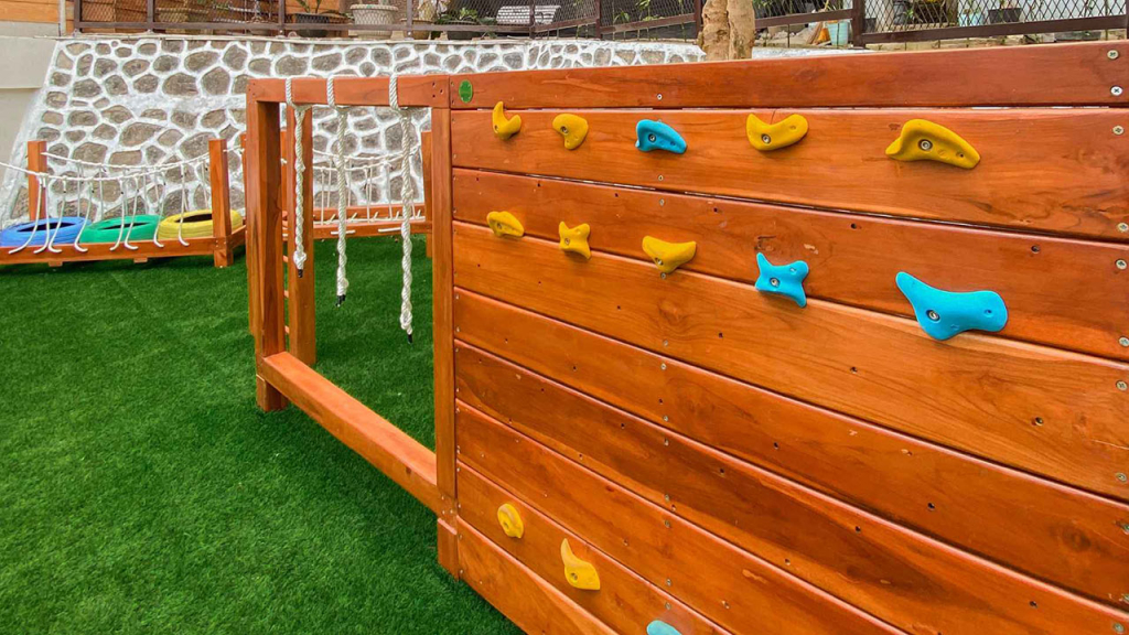 Area Playground Anak di Magelang